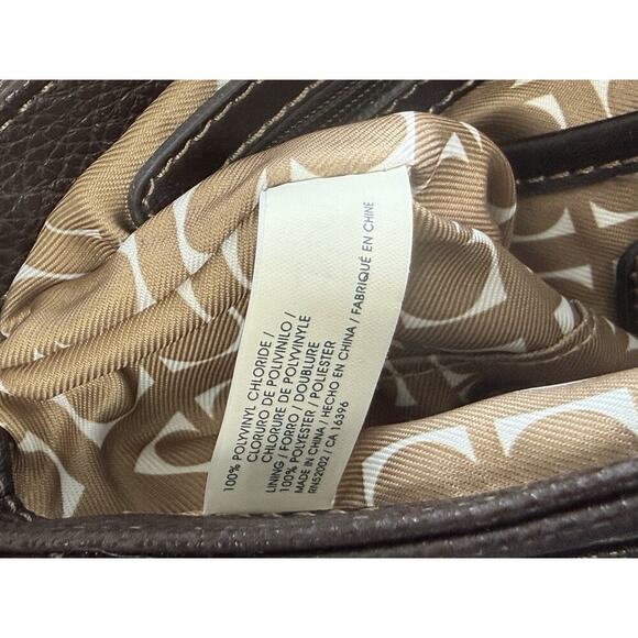 NWOT Liz Claiborne Brown Leather Crossbody plastic on zipper pulls - Picture 6 of 9